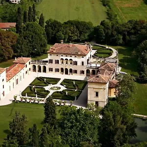 Hotel Giona